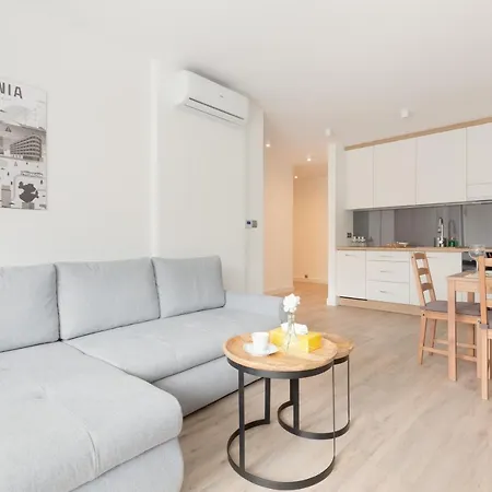 Apartment Awanport Gdynia Zeromskiego By Noclegi Renters Esterno foto